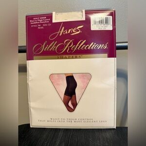 Hanes Silk Reflections Shapers Hosiery - Pearl